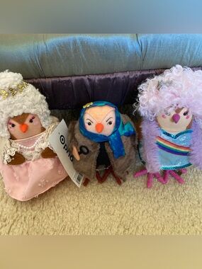 Target 2025 Pride Featherly Friends- Queen, Mrs Pride And Heriess